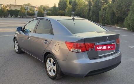 KIA Cerato III, 2009 год, 795 000 рублей, 4 фотография