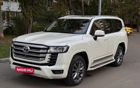 Toyota Land Cruiser, 2022 год, 12 500 000 рублей, 3 фотография