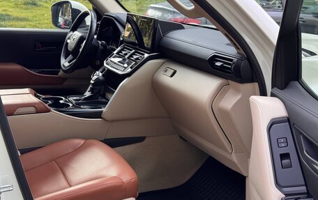 Toyota Land Cruiser, 2022 год, 12 500 000 рублей, 15 фотография