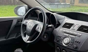 Mazda 3, 2011 год, 990 000 рублей, 8 фотография