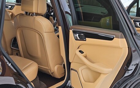 Porsche Macan I рестайлинг, 2018 год, 5 000 000 рублей, 6 фотография