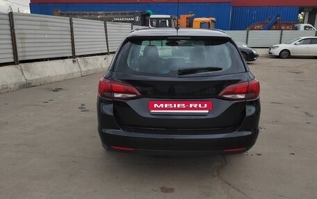 Opel Astra K, 2016 год, 990 000 рублей, 2 фотография