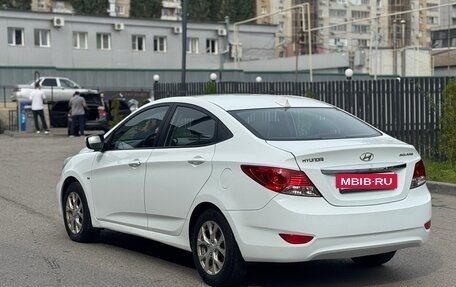 Hyundai Solaris II рестайлинг, 2012 год, 660 000 рублей, 4 фотография