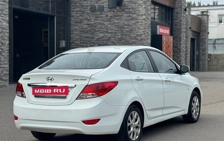 Hyundai Solaris II рестайлинг, 2012 год, 660 000 рублей, 3 фотография