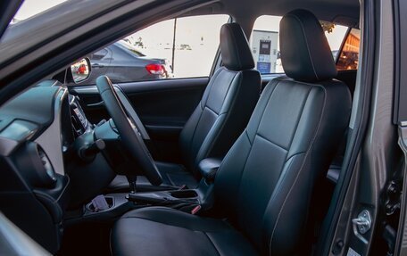 Toyota RAV4, 2017 год, 1 775 000 рублей, 6 фотография