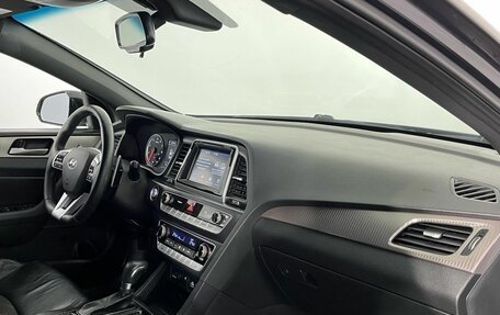 Hyundai Sonata VII, 2019 год, 1 350 000 рублей, 9 фотография
