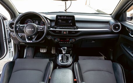 KIA Cerato IV, 2021 год, 1 995 000 рублей, 16 фотография