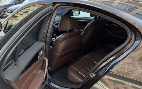 BMW 5 серия, 2019 год, 3 300 000 рублей, 15 фотография