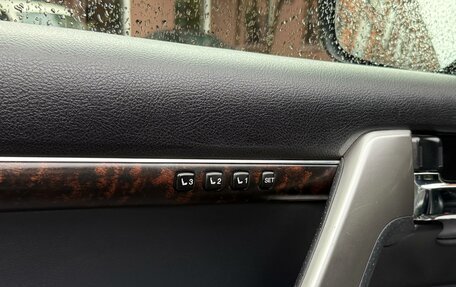 Toyota Land Cruiser 200, 2012 год, 4 480 000 рублей, 20 фотография