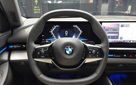 BMW 5 серия, 2024 год, 5 983 000 рублей, 6 фотография
