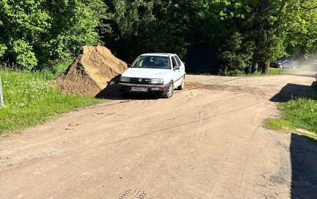 Volkswagen Vento, 1992 год, 130 000 рублей, 6 фотография