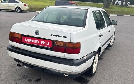 Volkswagen Vento, 1992 год, 130 000 рублей, 3 фотография