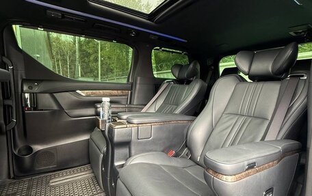 Toyota Alphard III, 2021 год, 6 500 000 рублей, 4 фотография
