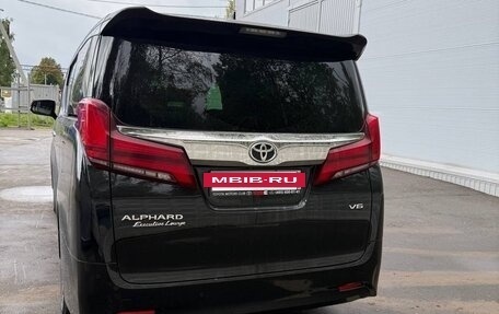 Toyota Alphard III, 2021 год, 6 500 000 рублей, 2 фотография