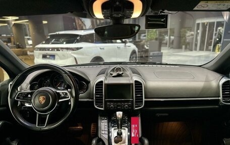 Porsche Cayenne III, 2015 год, 4 050 000 рублей, 11 фотография