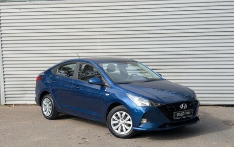 Hyundai Solaris II рестайлинг, 2022 год, 1 600 000 рублей, 24 фотография