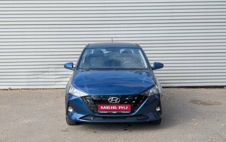 Hyundai Solaris II рестайлинг, 2022 год, 1 600 000 рублей, 21 фотография