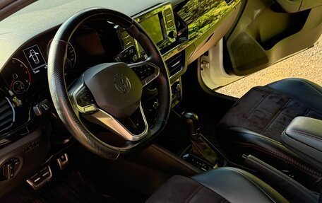 Volkswagen Polo VI (EU Market), 2021 год, 1 650 000 рублей, 14 фотография