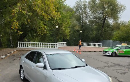 Toyota Camry, 2010 год, 1 800 000 рублей, 2 фотография
