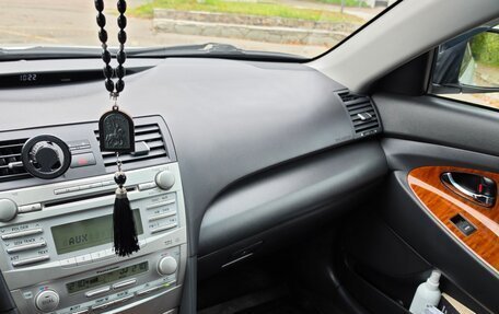 Toyota Camry, 2010 год, 1 800 000 рублей, 12 фотография