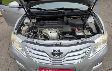 Toyota Camry, 2010 год, 1 800 000 рублей, 24 фотография