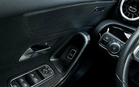 Mercedes-Benz A-Класс, 2019 год, 2 438 800 рублей, 17 фотография