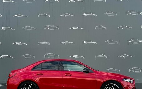 Mercedes-Benz A-Класс, 2019 год, 2 438 800 рублей, 11 фотография