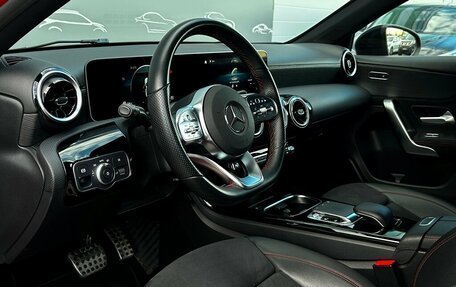 Mercedes-Benz A-Класс, 2019 год, 2 438 800 рублей, 5 фотография
