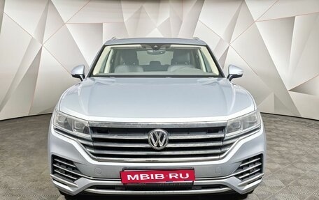 Volkswagen Touareg III, 2018 год, 4 850 000 рублей, 7 фотография