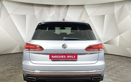 Volkswagen Touareg III, 2018 год, 4 850 000 рублей, 8 фотография
