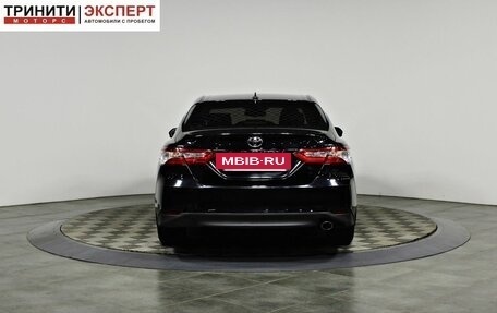 Toyota Camry, 2018 год, 2 697 000 рублей, 6 фотография