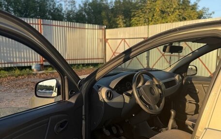 Renault Sandero I, 2011 год, 550 000 рублей, 3 фотография