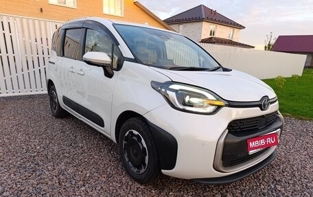 Toyota Sienta, 2023 год, 1 650 000 рублей, 1 фотография
