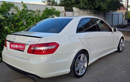 Mercedes-Benz E-Класс, 2011 год, 1 650 000 рублей, 11 фотография