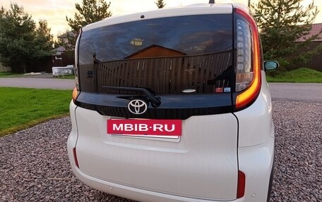 Toyota Sienta, 2023 год, 1 650 000 рублей, 5 фотография