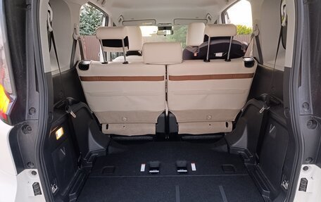 Toyota Sienta, 2023 год, 1 650 000 рублей, 20 фотография