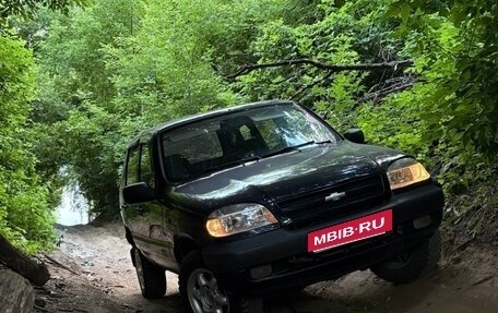 Chevrolet Niva I рестайлинг, 2005 год, 299 000 рублей, 2 фотография