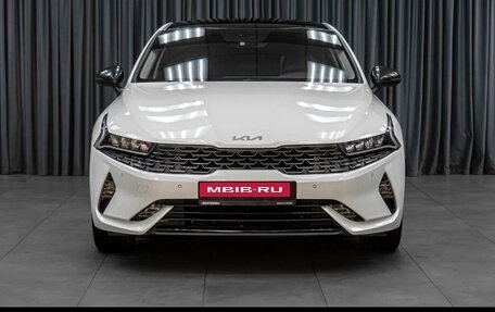 KIA K5, 2021 год, 2 200 000 рублей, 5 фотография