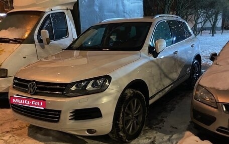 Volkswagen Touareg III, 2013 год, 400 000 рублей, 2 фотография