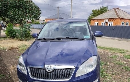 Skoda Fabia II, 2013 год, 300 000 рублей, 2 фотография