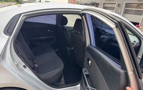 KIA Rio III рестайлинг, 2012 год, 880 000 рублей, 12 фотография