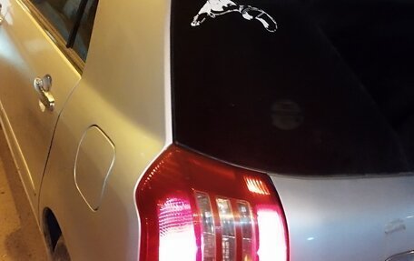 Toyota Allex i рестайлинг, 2004 год, 550 000 рублей, 3 фотография