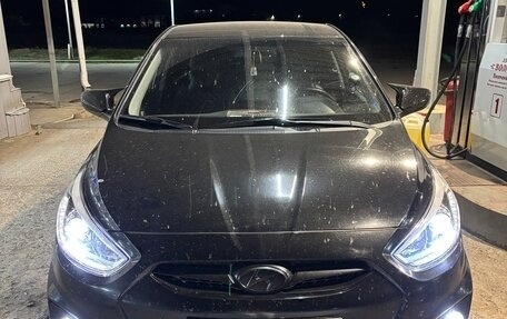 Hyundai Solaris II рестайлинг, 2012 год, 980 000 рублей, 1 фотография