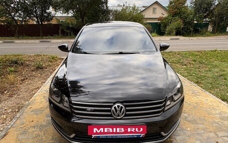 Volkswagen Passat B7, 2013 год, 1 100 000 рублей, 2 фотография