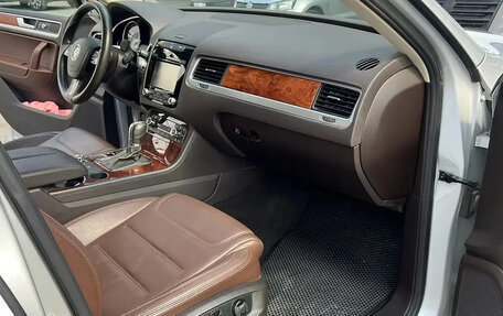 Volkswagen Touareg III, 2012 год, 2 160 000 рублей, 9 фотография