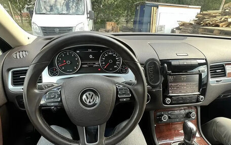 Volkswagen Touareg III, 2012 год, 2 160 000 рублей, 8 фотография