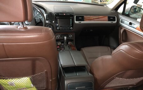 Volkswagen Touareg III, 2012 год, 2 160 000 рублей, 16 фотография