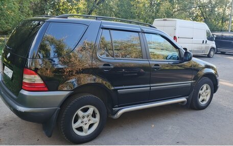 Mercedes-Benz M-Класс, 1998 год, 800 000 рублей, 2 фотография