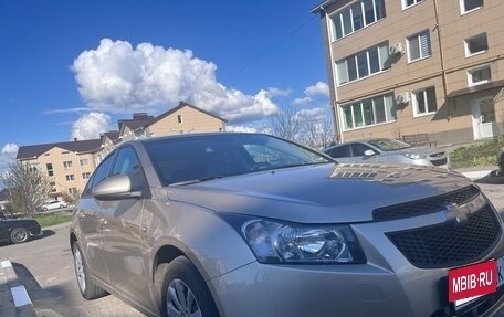 Chevrolet Cruze II, 2011 год, 710 000 рублей, 4 фотография