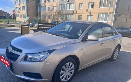 Chevrolet Cruze II, 2011 год, 710 000 рублей, 7 фотография